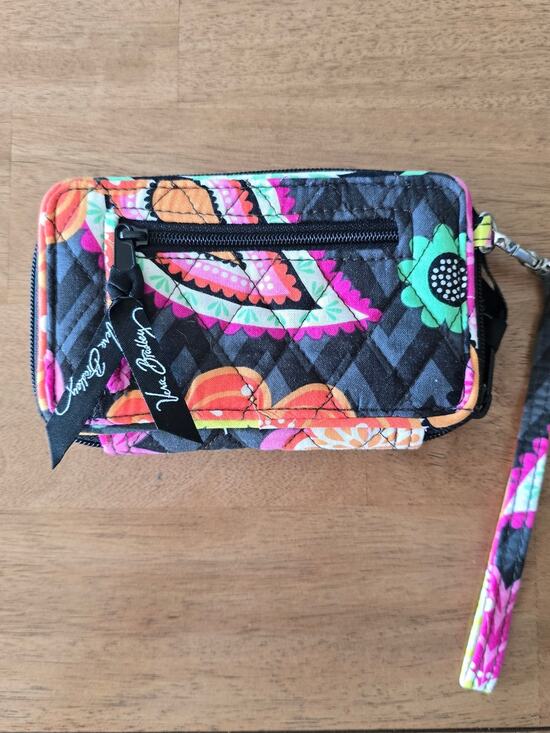 Vera Bradley Handbags - Vera Bradley Floral Quilted Wristlet Wallet